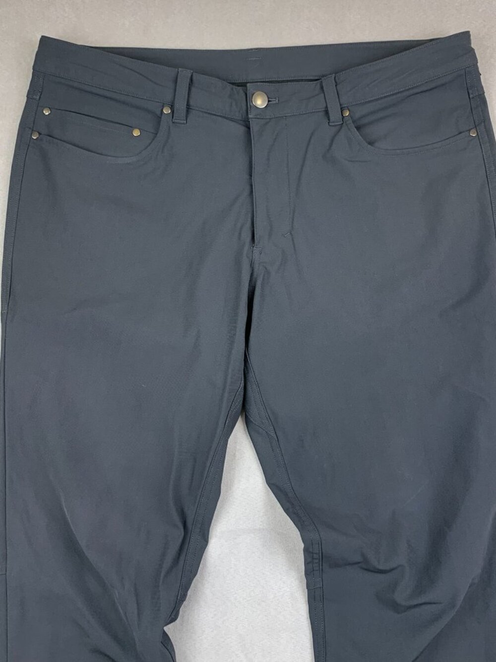 Lululemon Mens 34 Gray Chino ABC Pant Skinny Warpstreme Tapered M5593S 34x32 - Picture 2 of 10